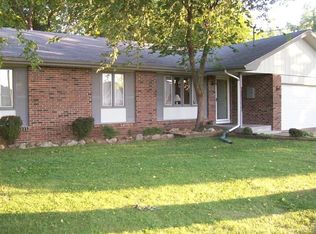 2732 E Catalpa St, Springfield, MO 65804