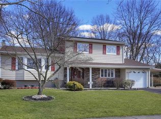 10 Pensacola St, Old Bridge, NJ 08857