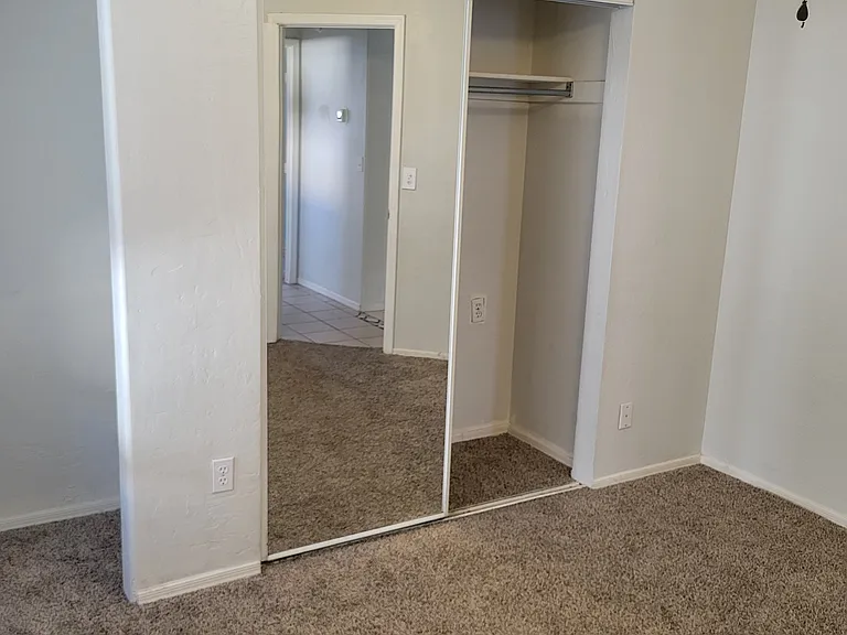 4527 E Mockingbird Dr — Photo 11