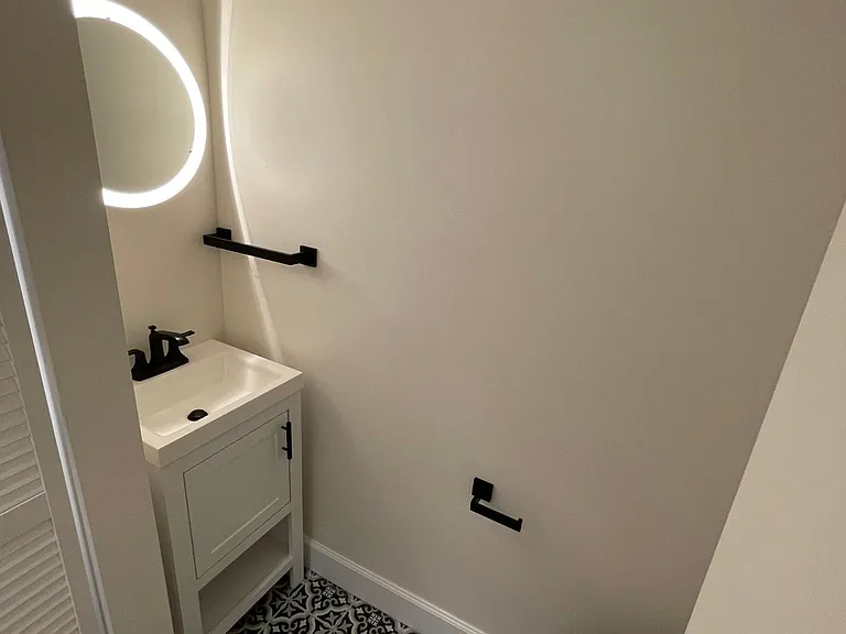 75 Florida Ave NW #1 — Photo 14