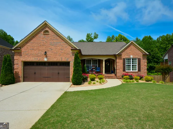 4332 Chesterfield Ct, Buford, GA 30518
