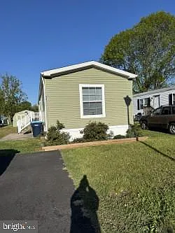 Building Photo - 200 S Beechwood Ave #55