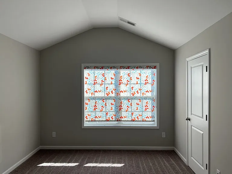 401 Tivoli Way — Photo 32
