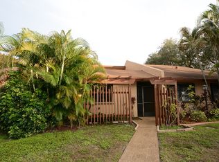 1651 NW 98th Ter, Pembroke Pines, FL 33024