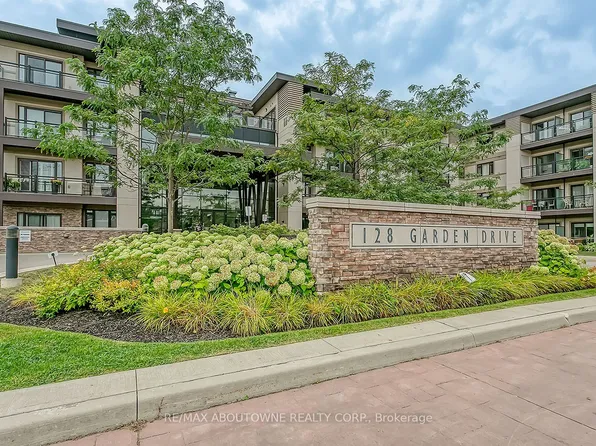 128 Garden Dr, Oakville, ON