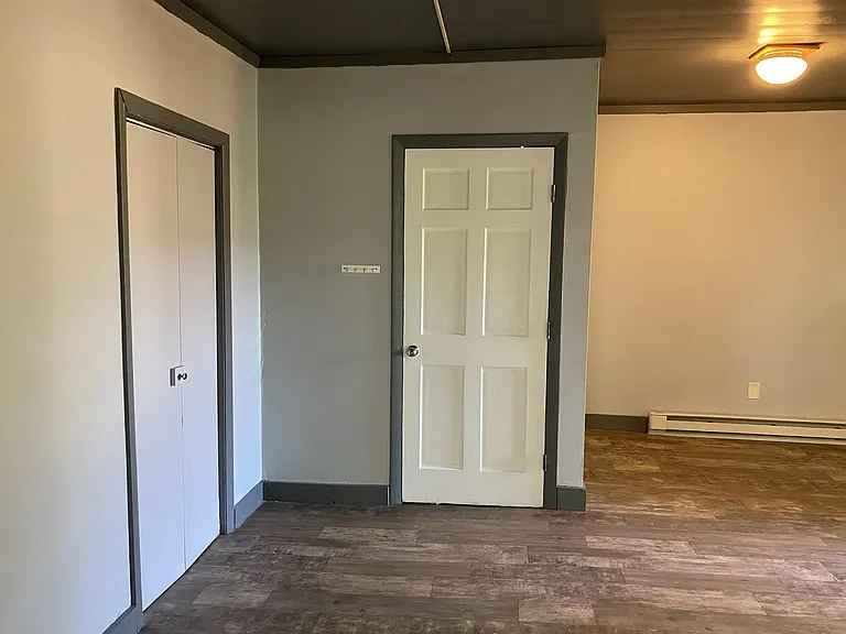 95 Hall Ave — Photo 7