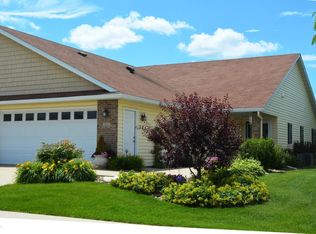 2602 Hawk Ridge Ct SE, Rochester, MN 55904