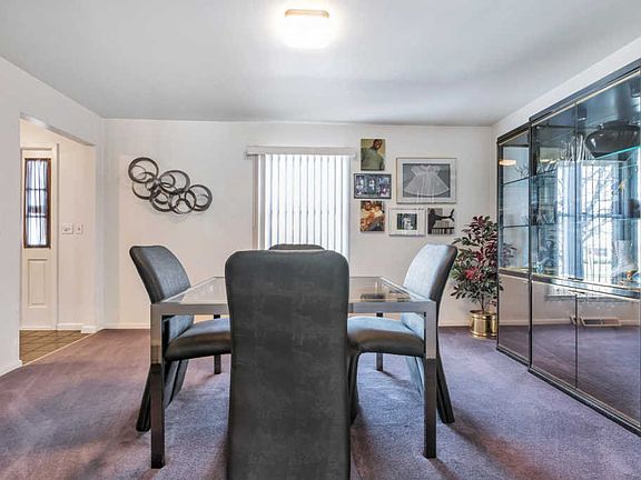 4th image of 10136 Lochcrest Dr