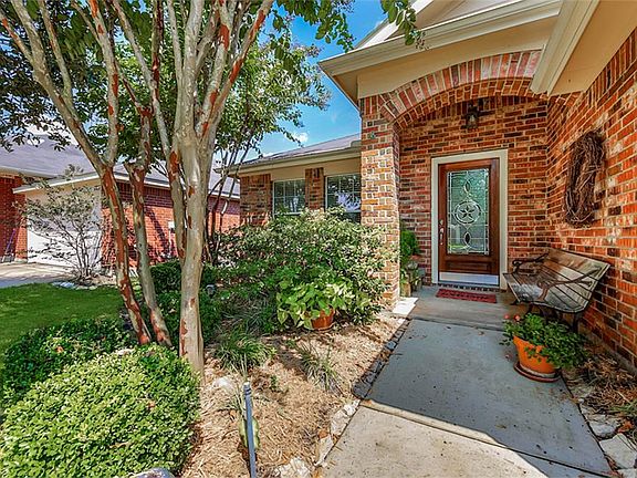 3rd image of 1615 Taylor Mill Ct