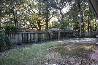 3 bed, 1341 sqft, $3,300 — Photo 3