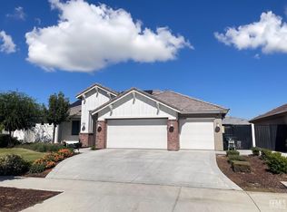 11712 Caramella Cir, Bakersfield, CA 93311