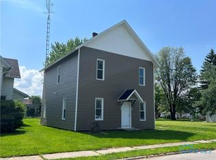 825 Jackson Ave, Defiance, OH 43512