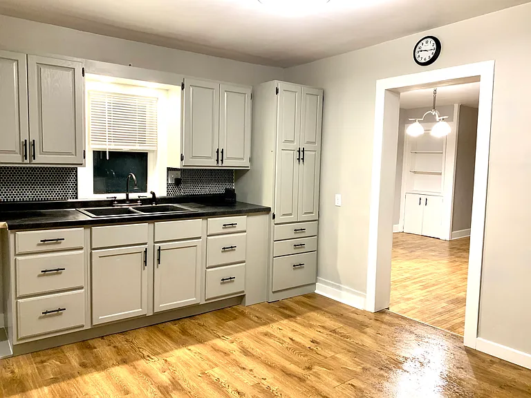 816 W Winnebago St #1 — Photo 2