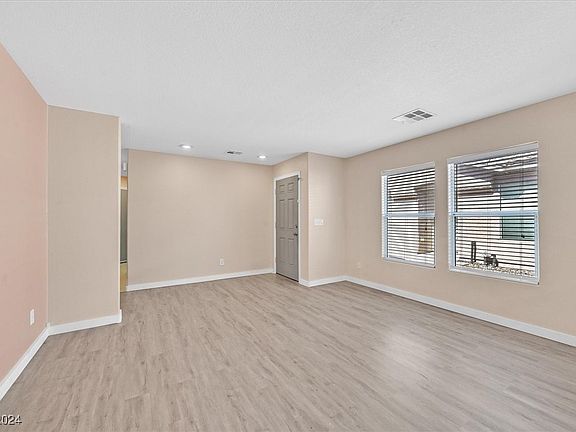 5th image of 8524 Bighorn River St