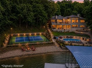 1453 Grand View Dr, Sunrise Beach, MO 65079