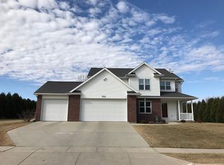 721 Ledgeview Ln, Brownsville, WI 53006