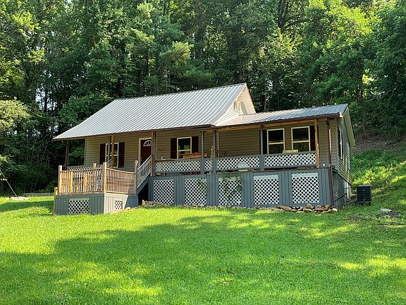 3rd image of 598 Hortons Summit Rd