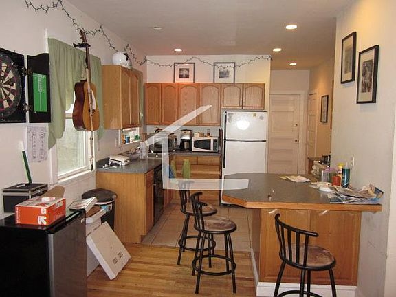 3rd image of 336 Faneuil St #335-2