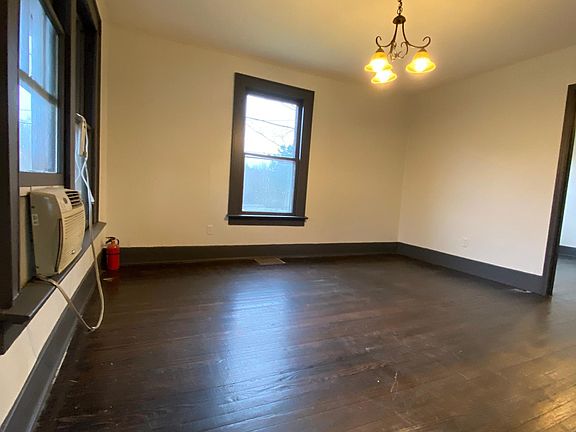 4th image of 604 Belle Vista Ave