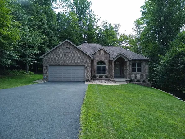 1200 Crooked Island Rd, Du Bois, PA 15801