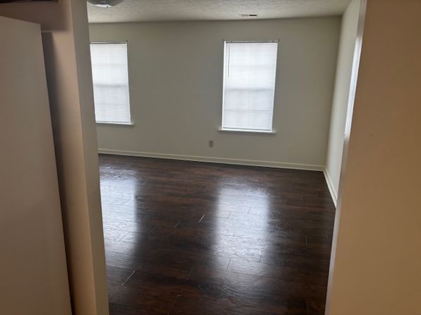 509 Oakwood Ave APT 15, Dublin, VA 24084