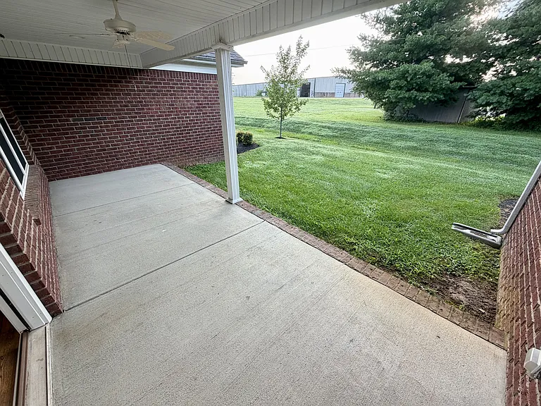 114 Lala Ln — Photo 10