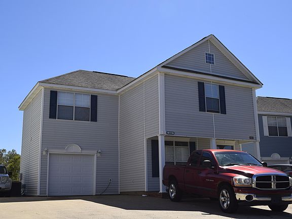5th image of 464 Kirk Cauldy Dr
