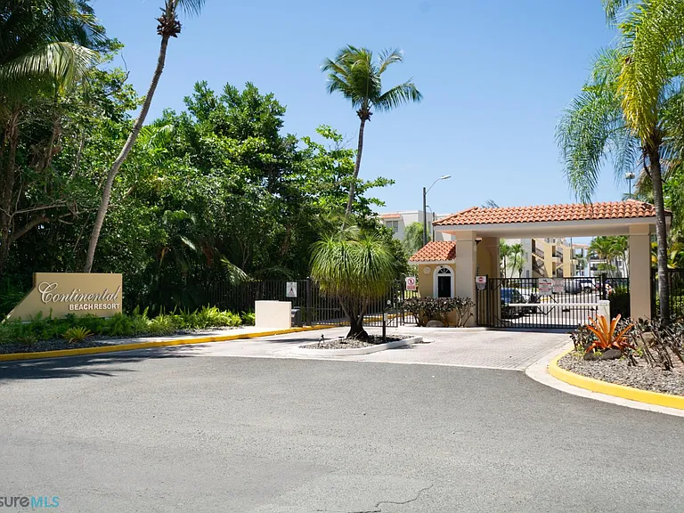 E-7 Continental Beach Resort #E-7 — Photo 34