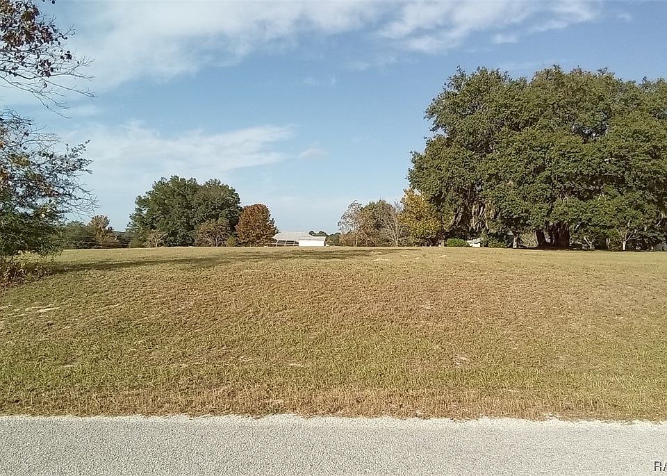1st image of 3172 N Boswell Ter