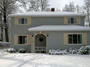 2466 Glendon Rd, University Heights, OH 44118