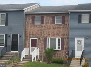 38 Privet Dr, Etters, PA 17319