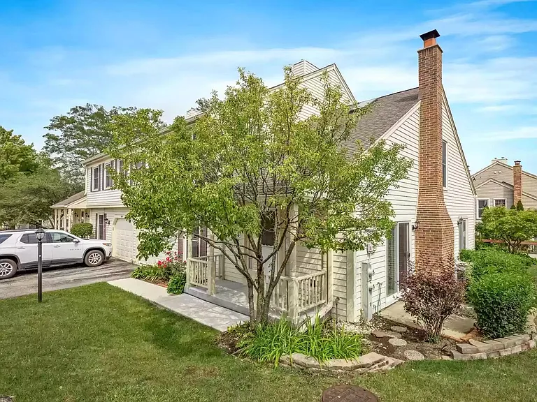 2663 College Hill Cir — Photo 13