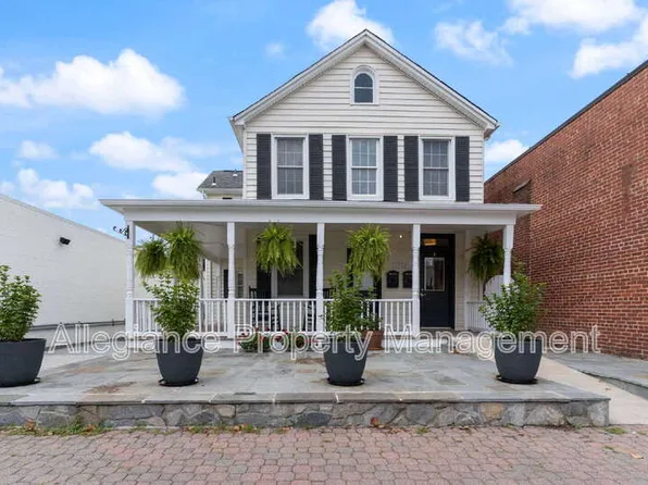 1506 B Mount Vernon Ave, Alexandria, VA 22301