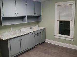 303 Mulberry St #1, Scottdale, PA 15683