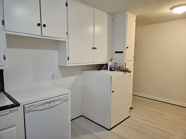 2863 Colorado Ave — Photo 20