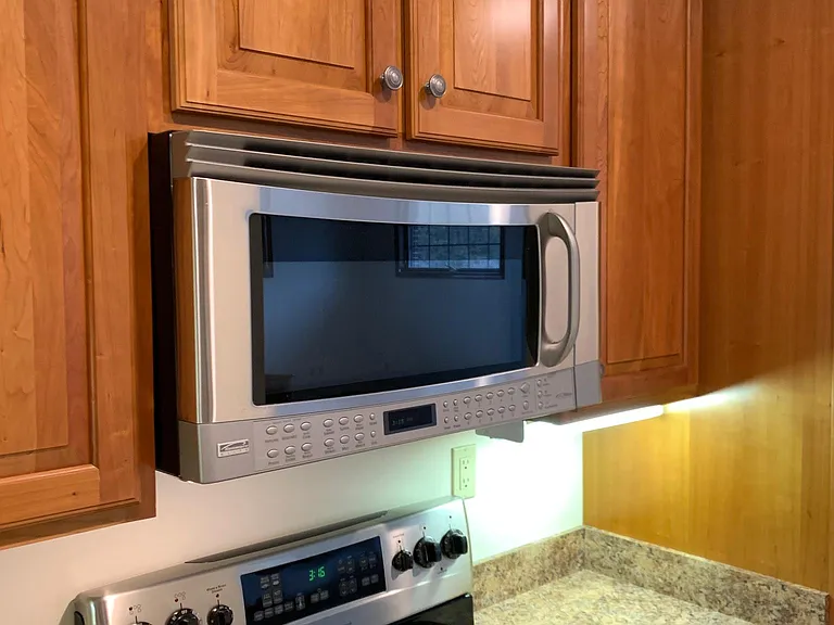 23158 Town Run Dr — Photo 10