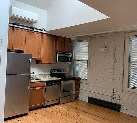 2nd image of 1512 Walnut St APT 503