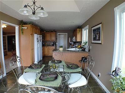 3rd image of 13066 Blueberry Ln