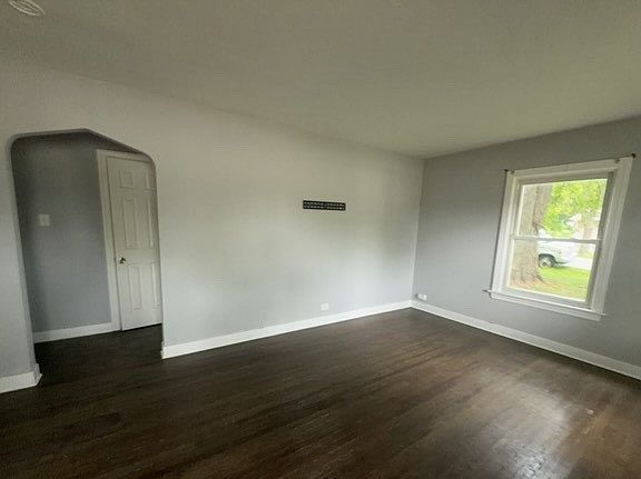 2nd image of 16104 Kedzie Ave