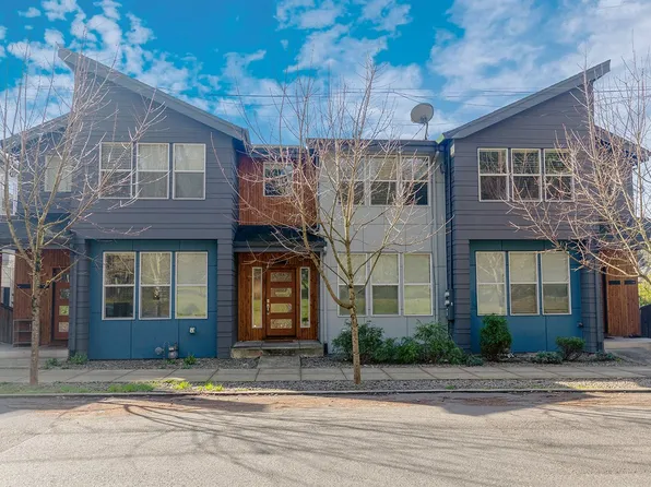 2416 SE Morrison St, Portland, OR 97214