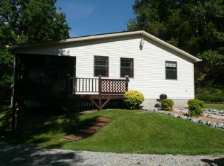 1670 Hurricane Creek Rd, Stewart, TN 37175