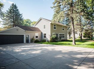725 Lanewood Ln N, Plymouth, MN 55447