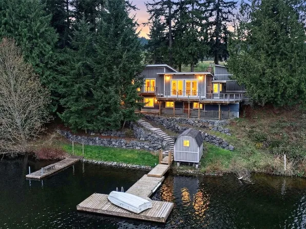 18727 Lakewood Road, Stanwood, WA 98292