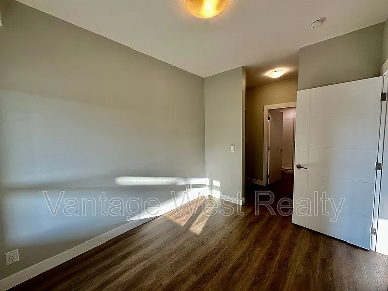 1883 Water St #206 — Photo 12