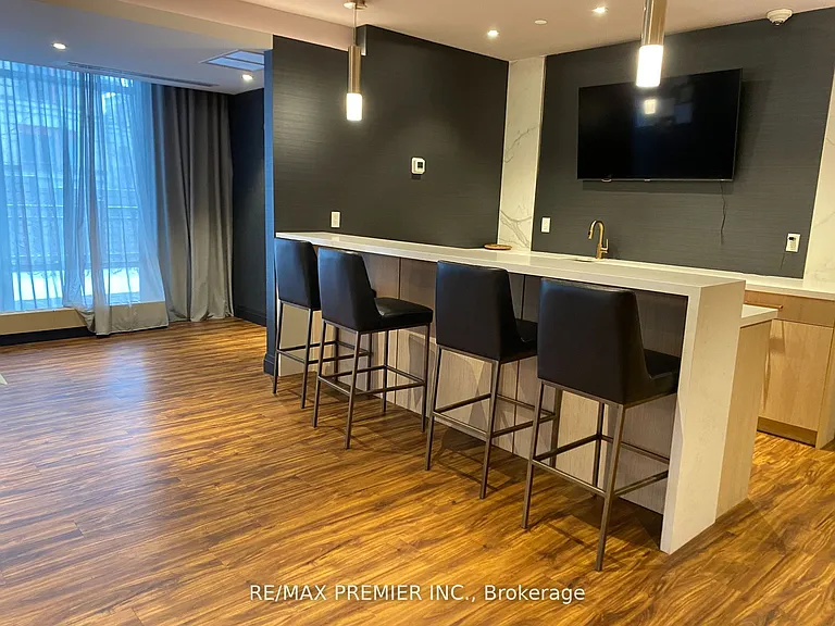 621 Sheppard Ave E #706 — Photo 6