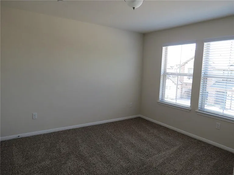 2304 S Lakeline Blvd #432 — Photo 24