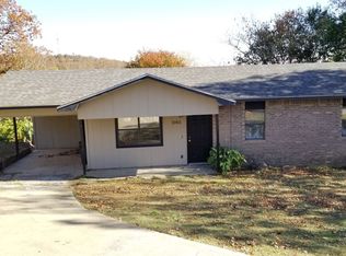 1904 N 29th St, Van Buren, AR 72956