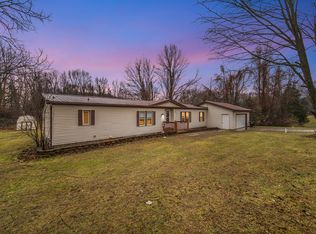 4604 Walz Rd, Jackson, MI 49201