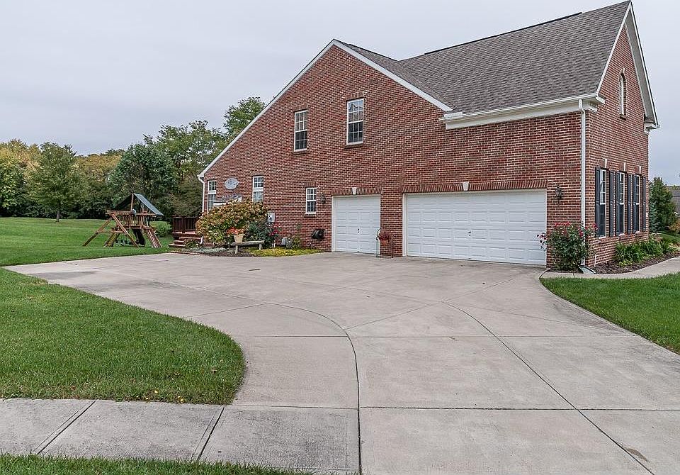 1st image of 2626 Wyndham Dr