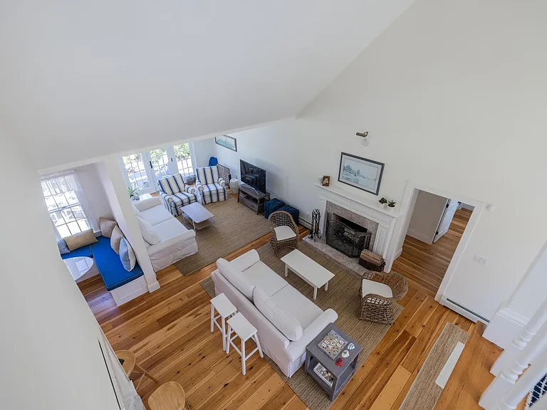 14 Woodland Ave — Photo 33